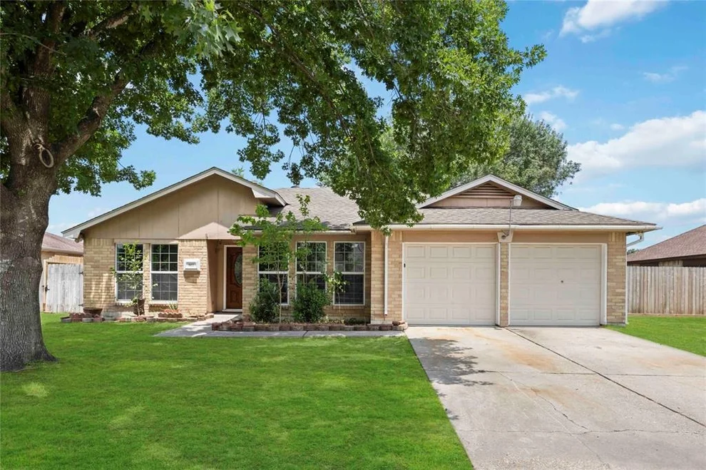 Unit for sale at 807 Northaire Drive, Houston, TX 77073