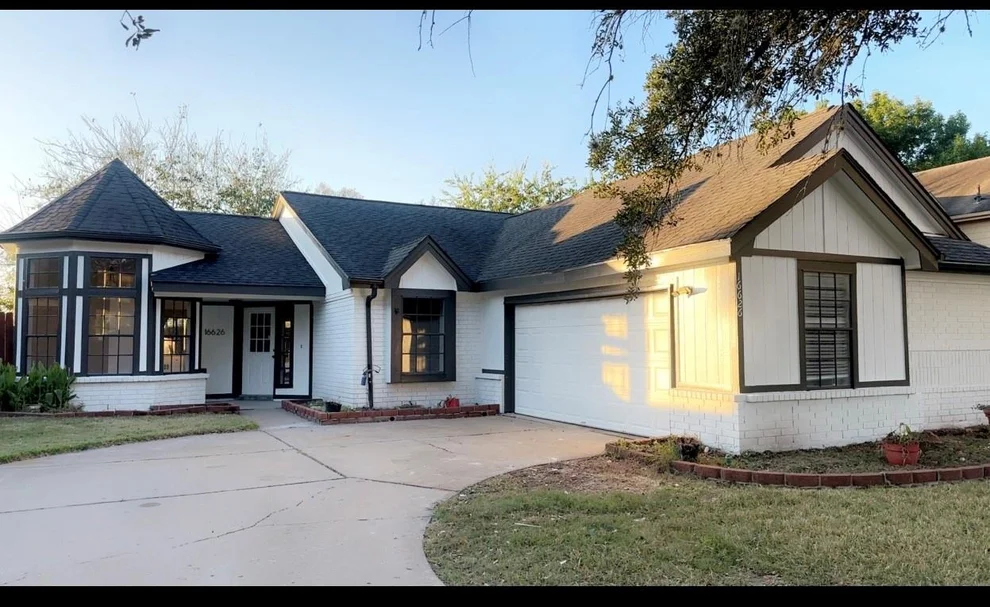 Unit for sale at 16626 Tranquil Drive, Sugar Land, TX 77498