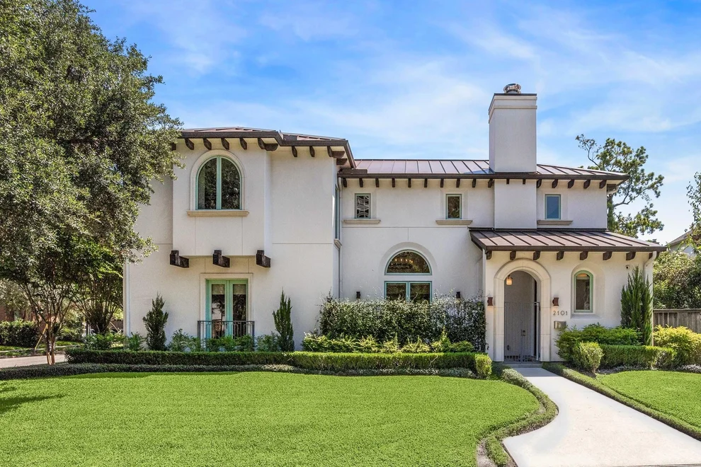 Unit for sale at 2101 Dickey Place, Houston, TX 77019