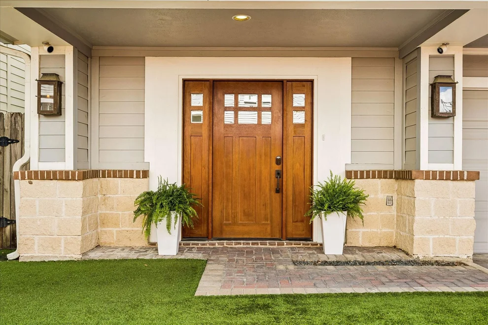 Unit for sale at 209 Stratford Street, Houston, TX 77006