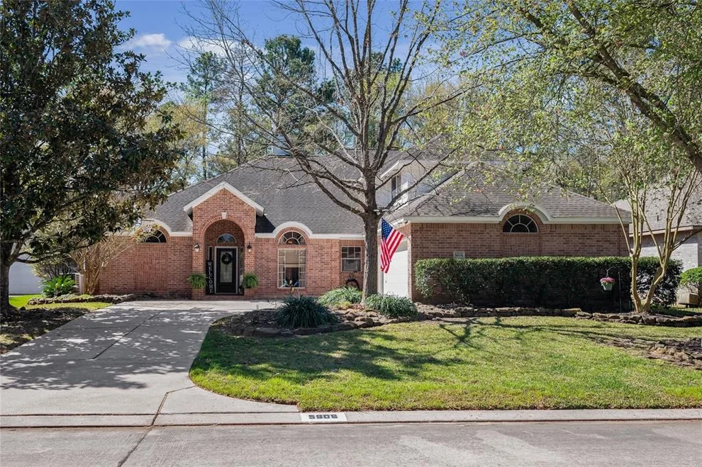 Unit for sale at 5606 Lofty Magnolia Court, Kingwood, TX 77345
