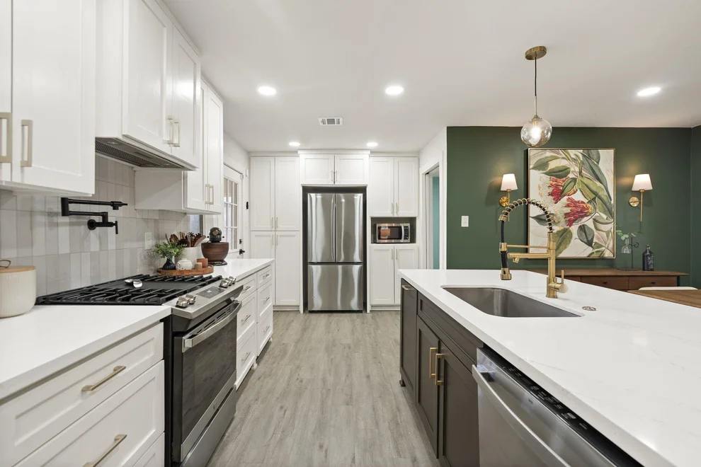 Unit for sale at 5113 W 43rd Street, Houston, TX 77092
