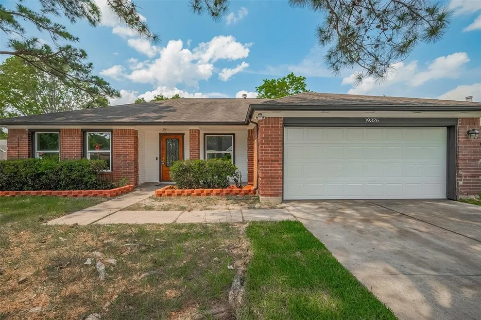 Unit for sale at 19326 Bristlestar Drive, Katy, TX 77449