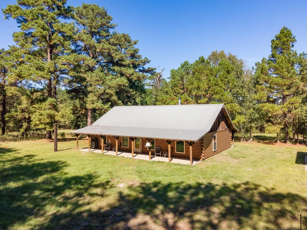 Unit for sale at 1152 Loving Road, Lufkin, TX 75901