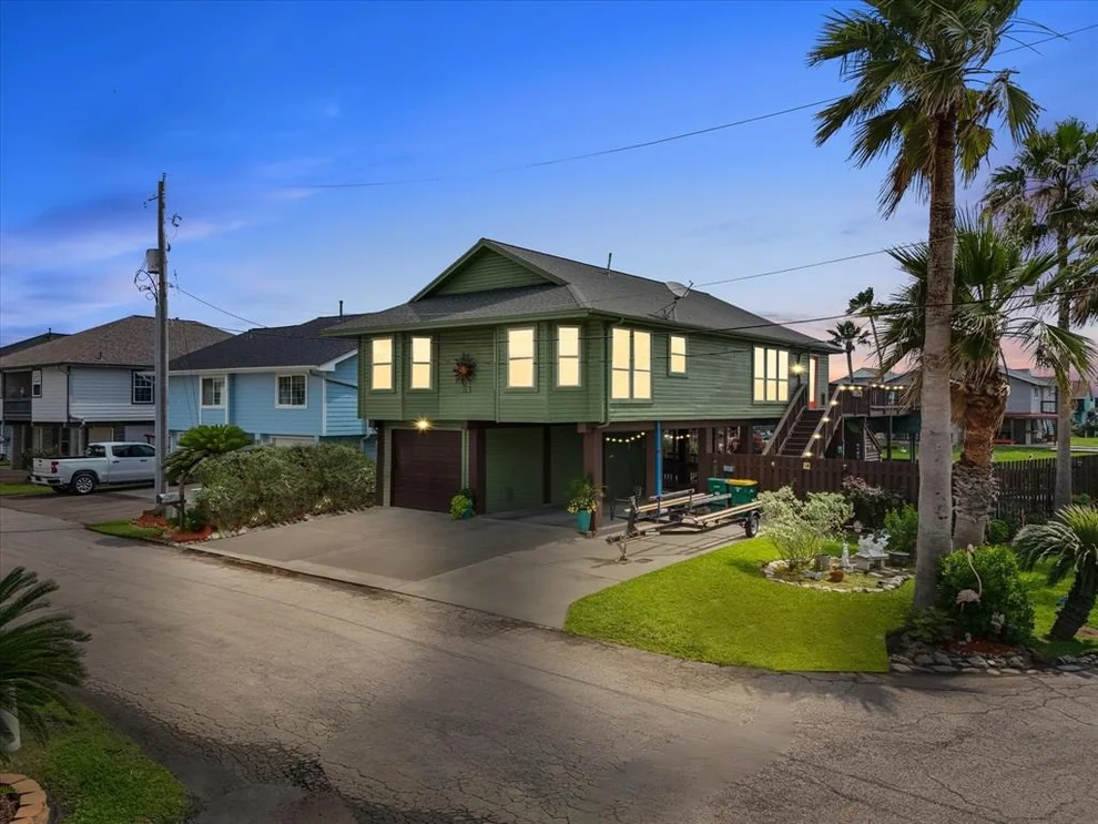 Unit for sale at 12 S Flamingo Street, La Marque, TX 77568