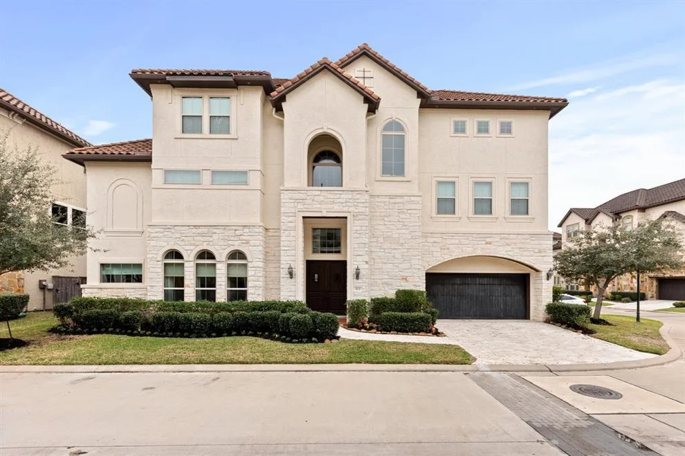Unit for sale at 913 Amelia Street, Sugar Land, TX 77478