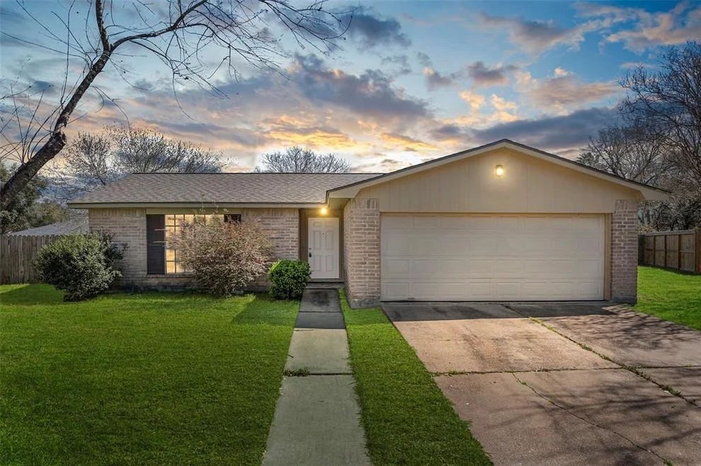 Unit for sale at 7326 Muirwood Lane, Houston, TX 77041