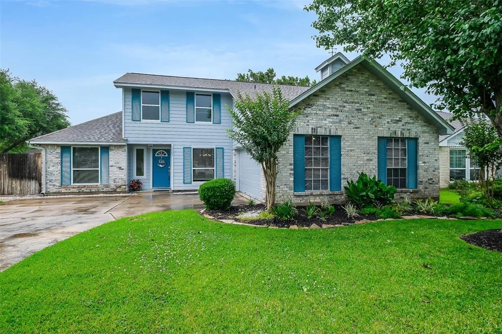 Unit for sale at 3207 Kempwood Drive, Sugar Land, TX 77479