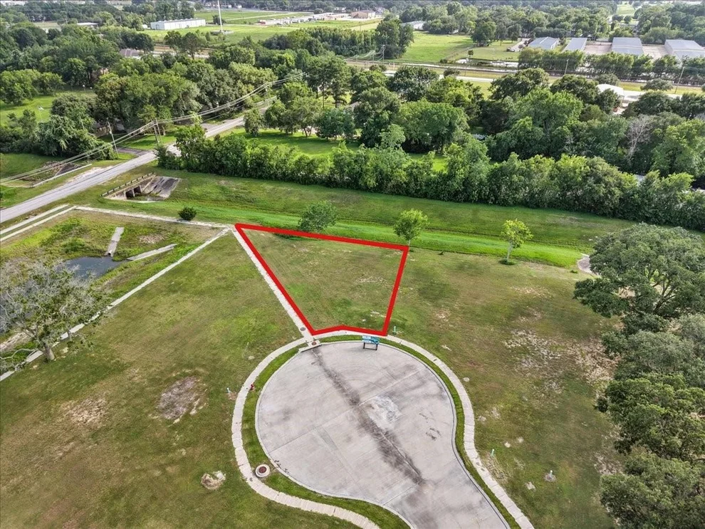 Unit for sale at 611 Acorn Creek Way, League City, TX 77573