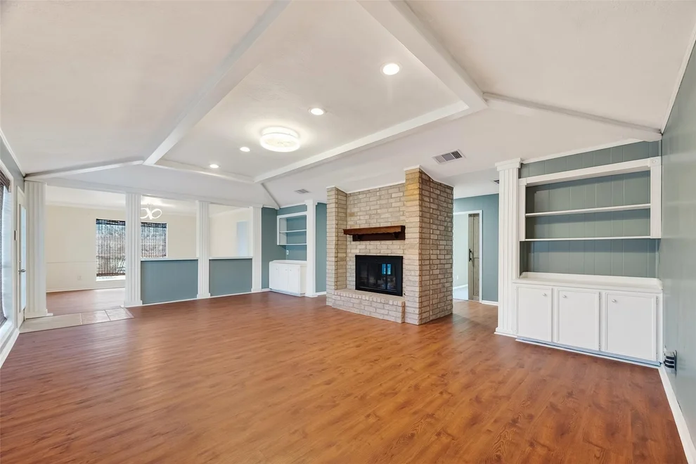 Unit for sale at 1002 Parkstead Drive, Seabrook, TX 77586
