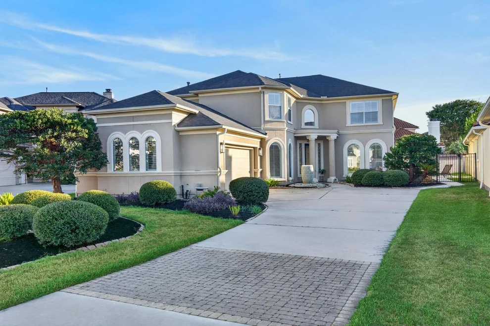 Unit for sale at 13511 Indigo Lake, Houston, TX 77077