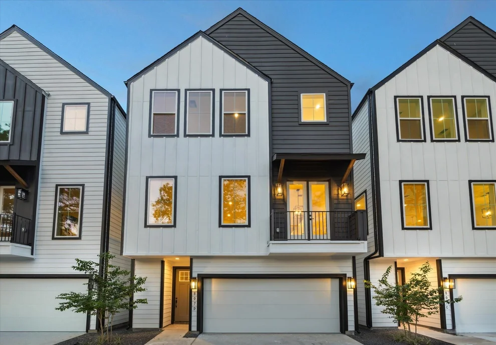 Unit for sale at 812 Thornton Street, Houston, TX 77018
