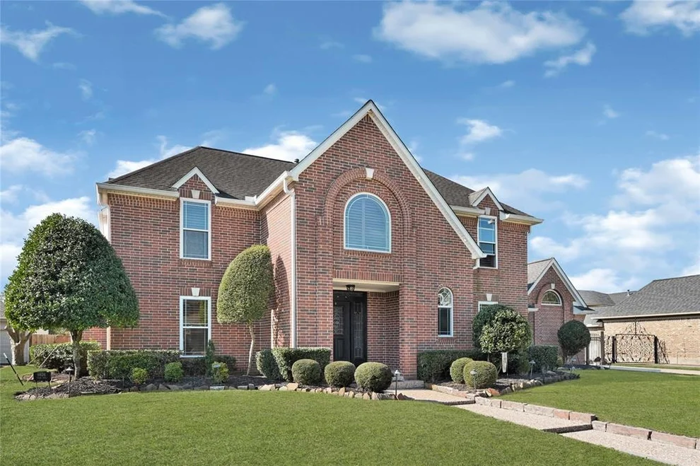Unit for sale at 6834 Cedar Point Drive, Pasadena, TX 77505