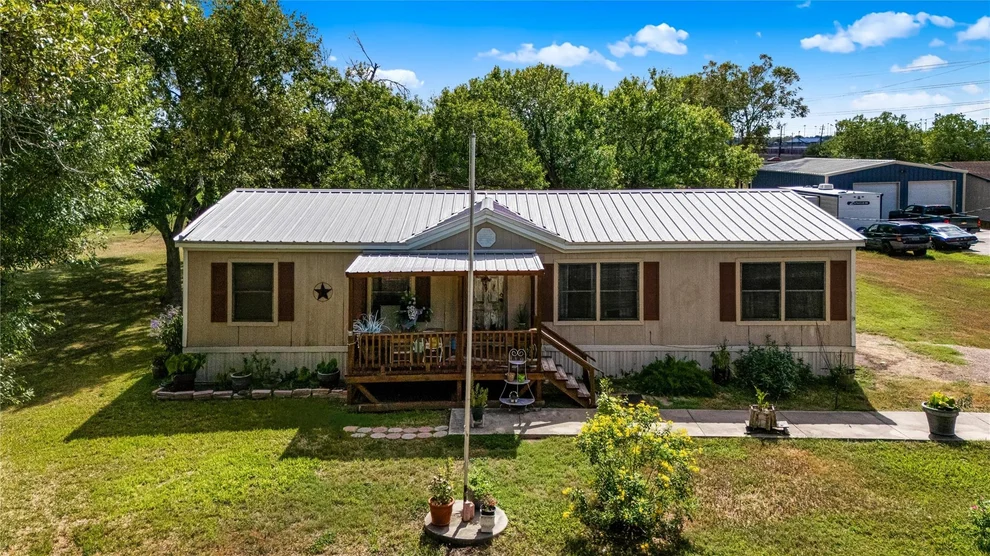 Unit for sale at 410 Nelson Avenue, Victoria, TX 77901