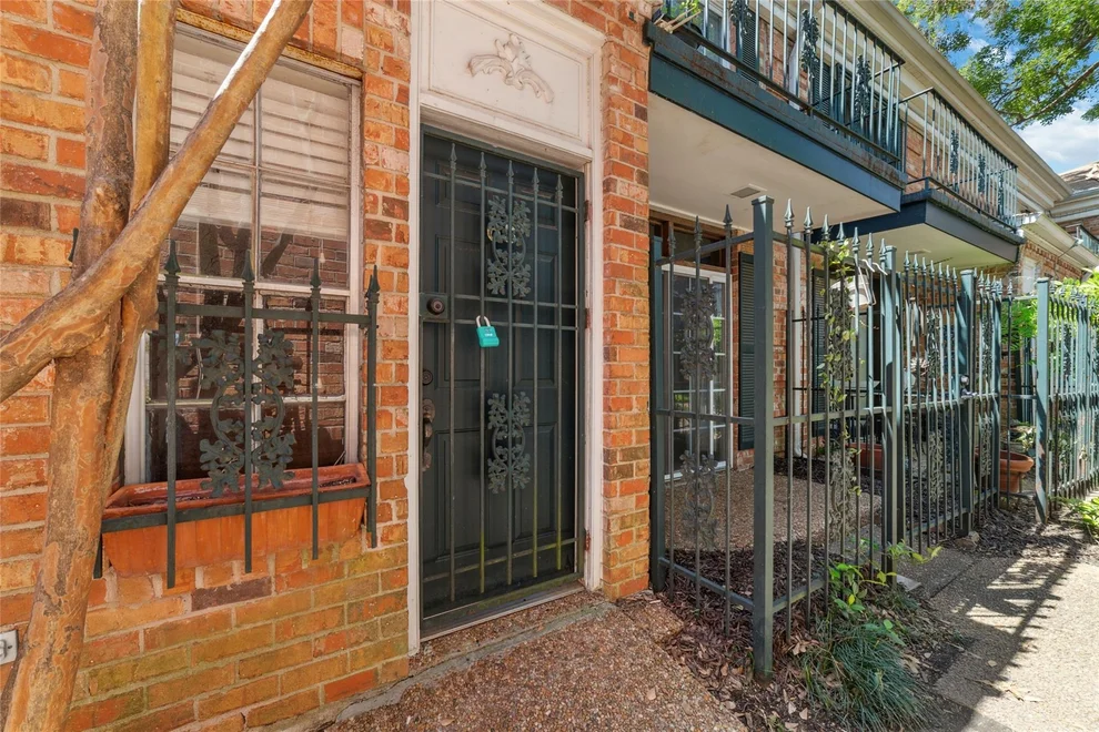 Unit for sale at 3400 Timmons Lane, Houston, TX 77027