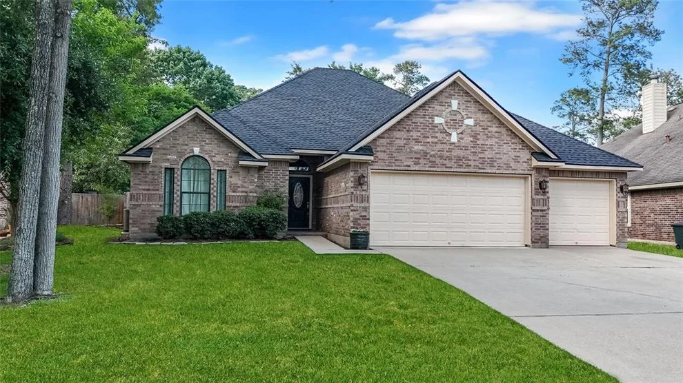 Unit for sale at 3226 Glen Forest Road, Montgomery, TX 77356