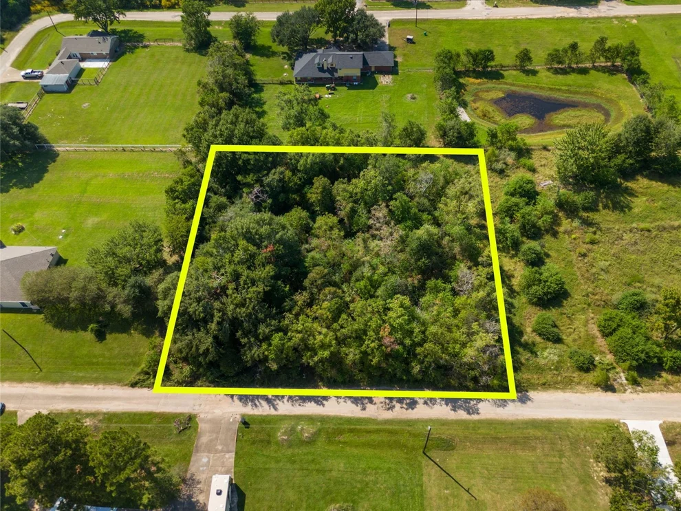 Unit for sale at 0 Fisher Drive, Tomball, TX 77377