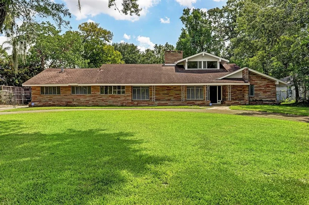 Unit for sale at 5317 Blythewood Street, Houston, TX 77021
