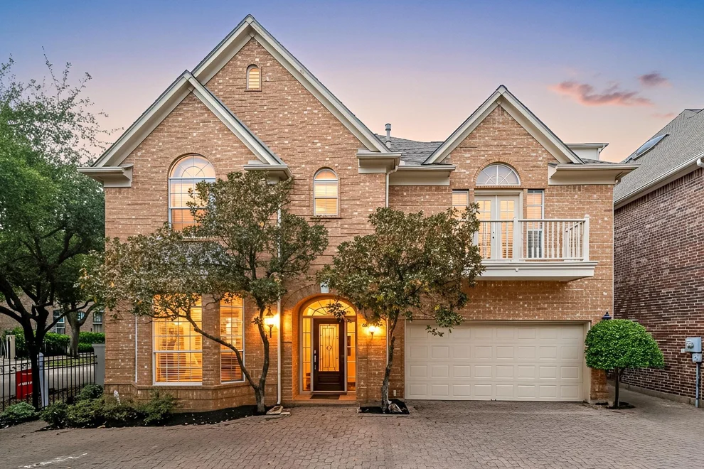Unit for sale at 5322 Fayette Street, Houston, TX 77056