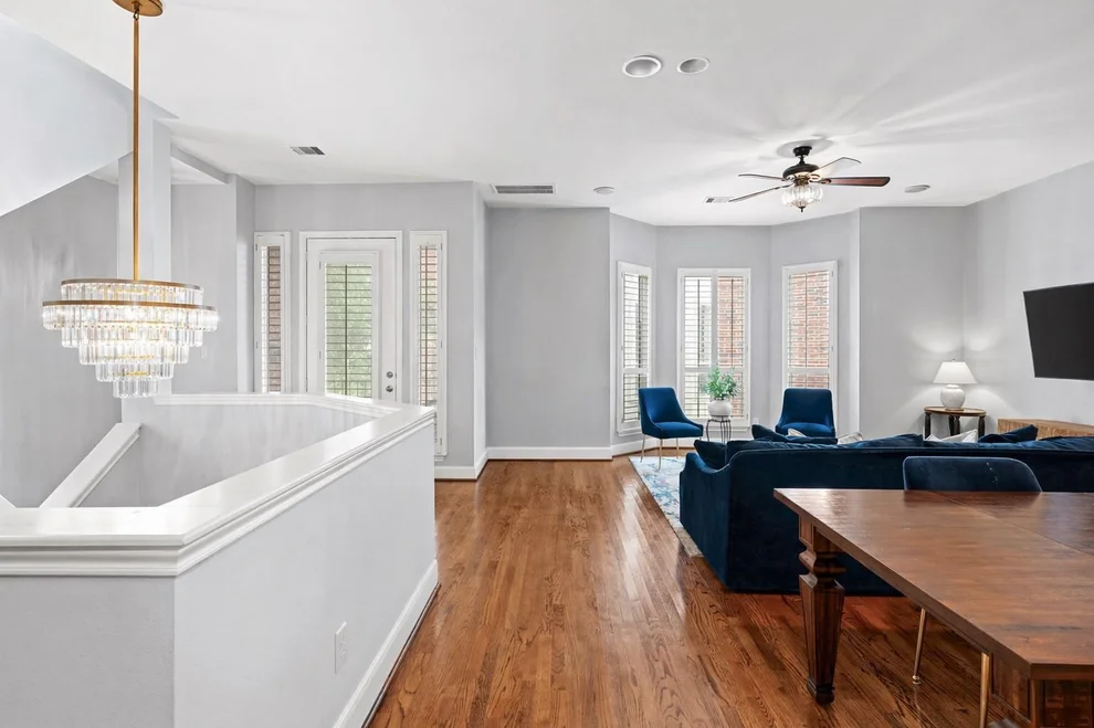 Unit for sale at 1010 Studer Street, Houston, TX 77007