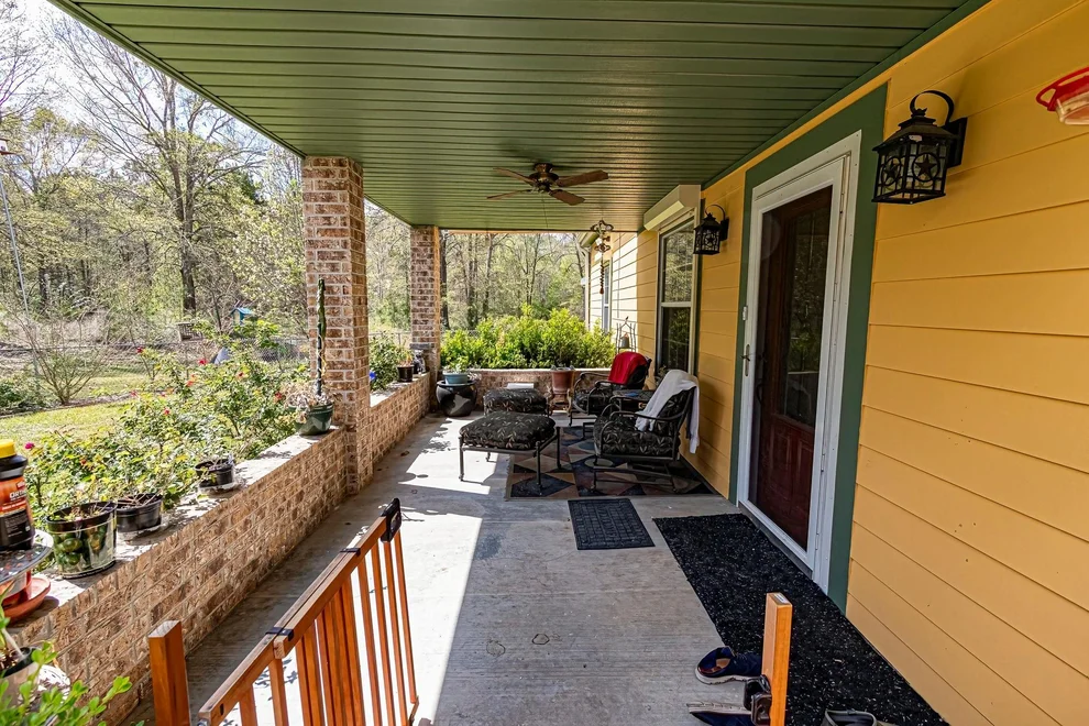 Unit for sale at 188 Pullin Road, Corrigan, TX 75939