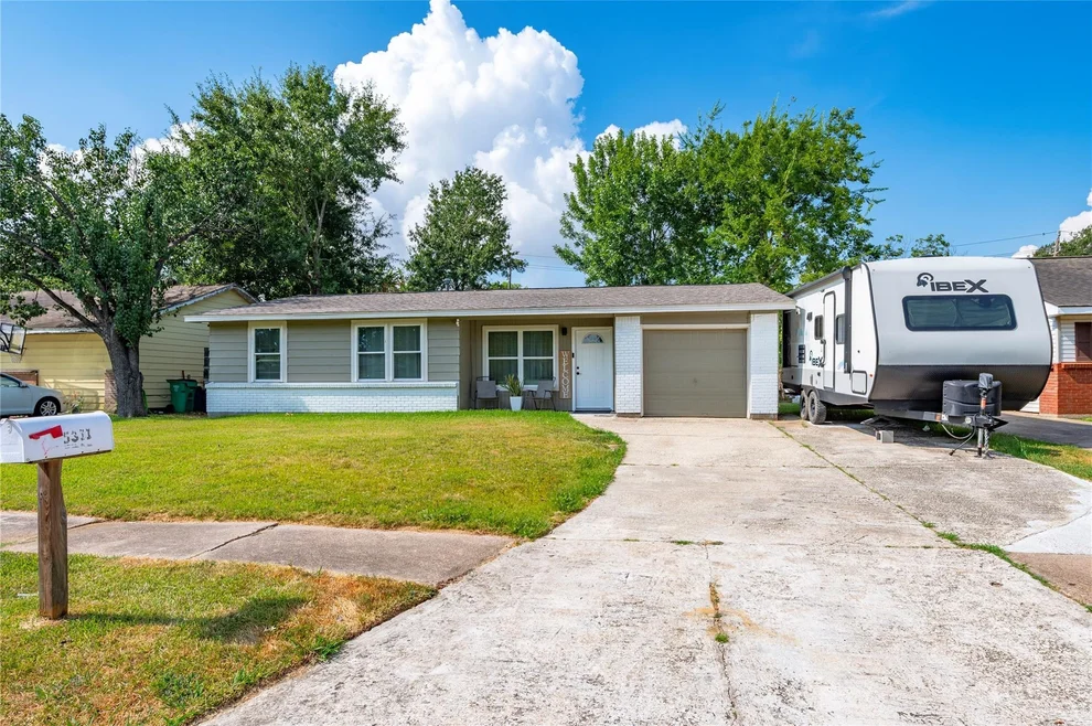 Unit for sale at 5311 Louise Street, Baytown, TX 77521