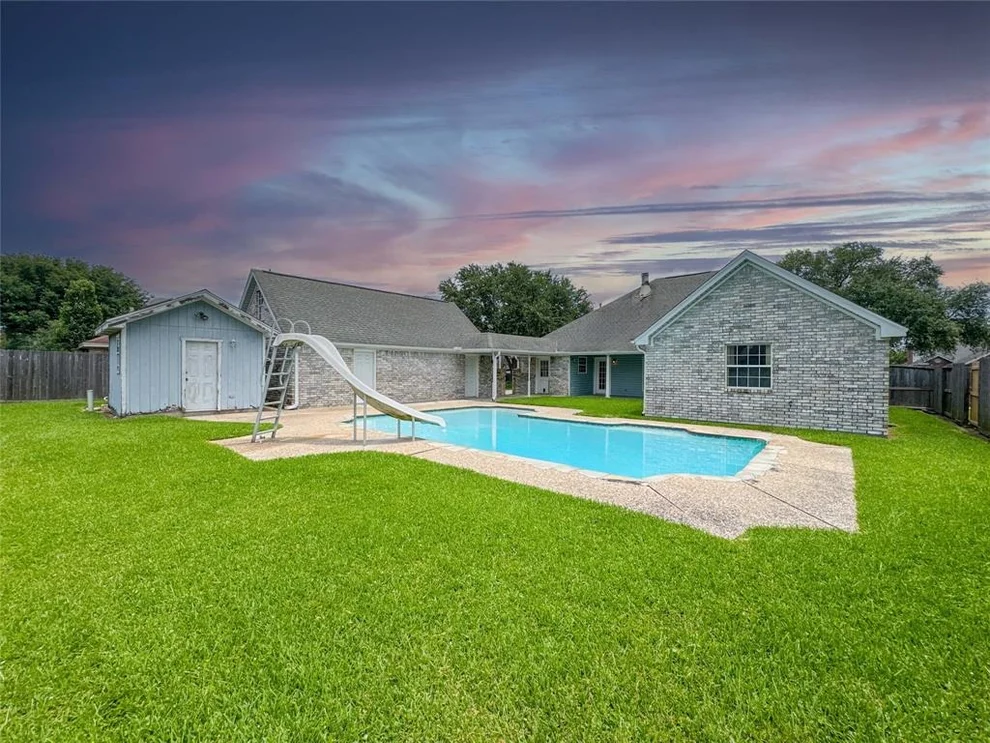 Unit for sale at 1507 N 24th Street, Nederland, TX 77627