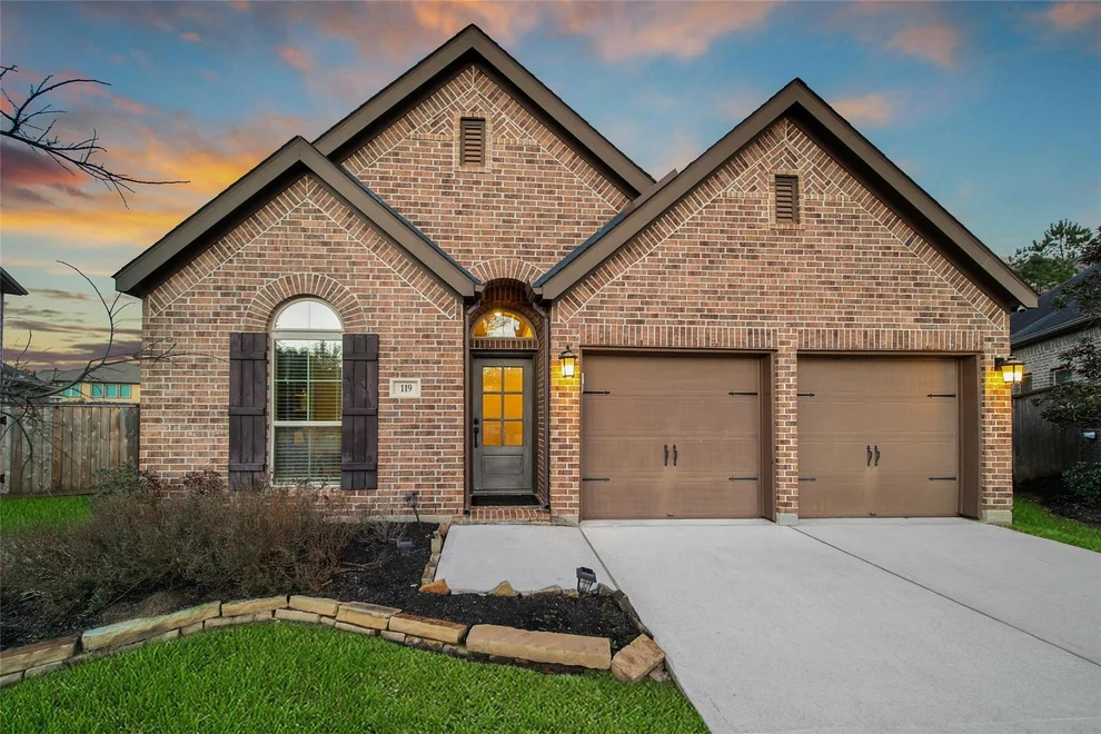 Unit for sale at 119 Mayhaven Court, Montgomery, TX 77316