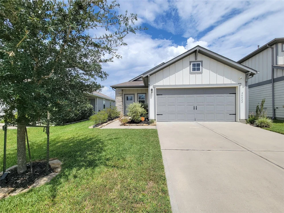 Unit for sale at 24022 Hay Needle Lane, Hockley, TX 77447