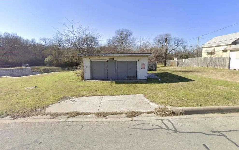 Unit for sale at 2740 Avenue K, Fort Worth, TX 76105