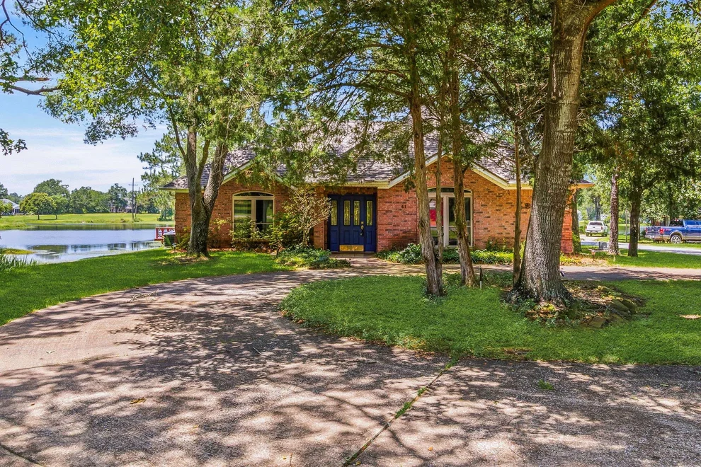 Unit for sale at 41 Bluebird Lane, Trinity, TX 75862