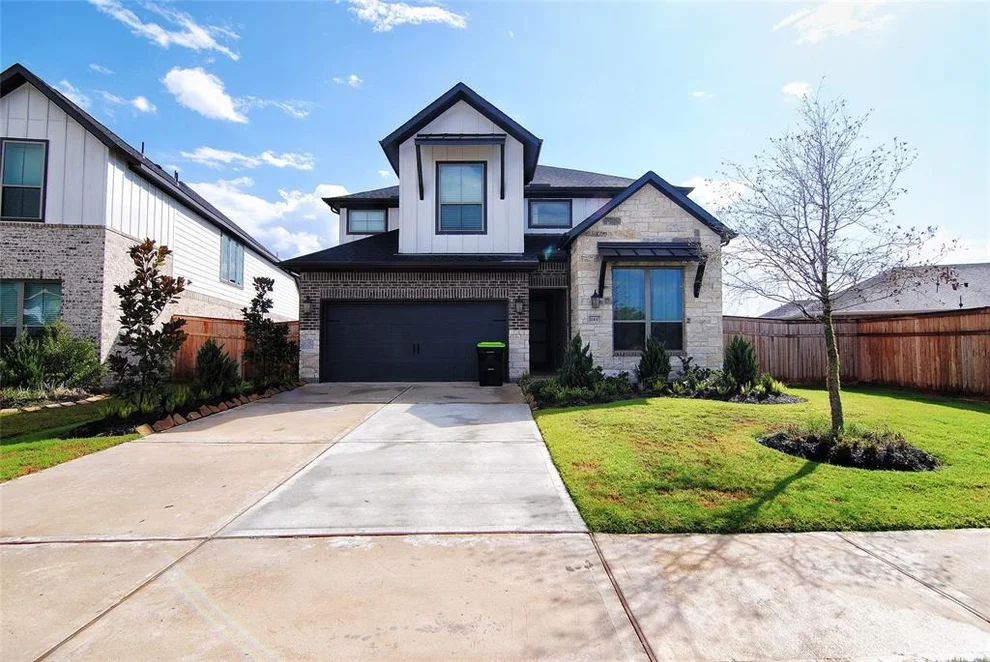 Unit for sale at 31447 Golden Cliffs Lane, Fulshear, TX 77441