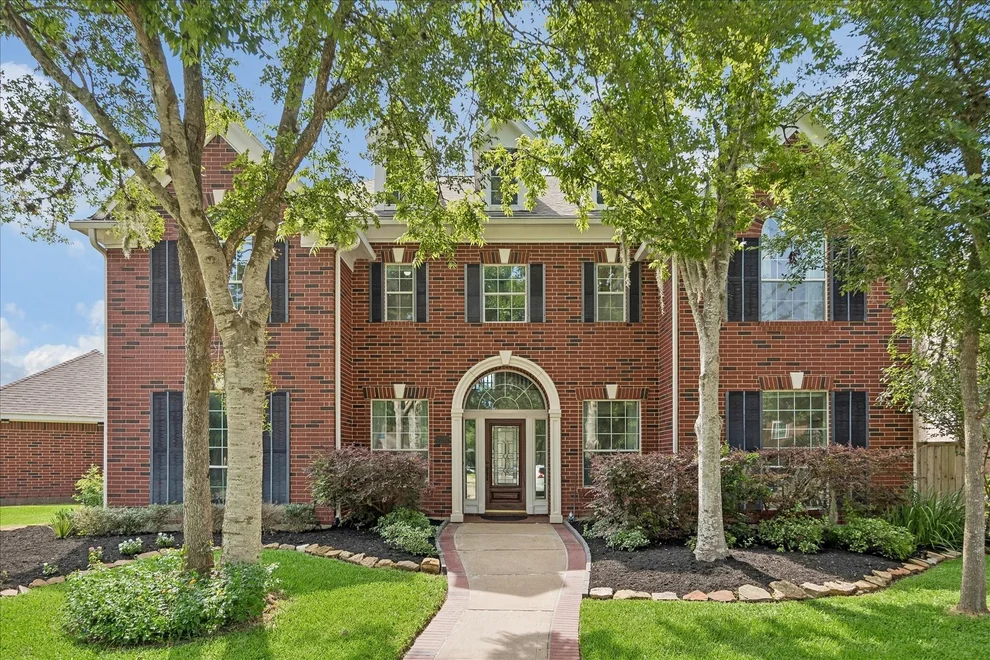 Unit for sale at 7503 Stone Arbor Drive, Sugar Land, TX 77479