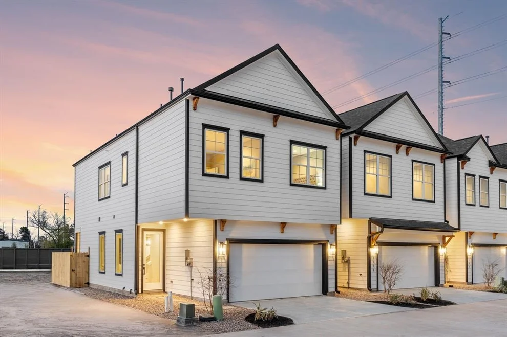 Unit for sale at 1113 Wheatley Springs Lane, Houston, TX 77091