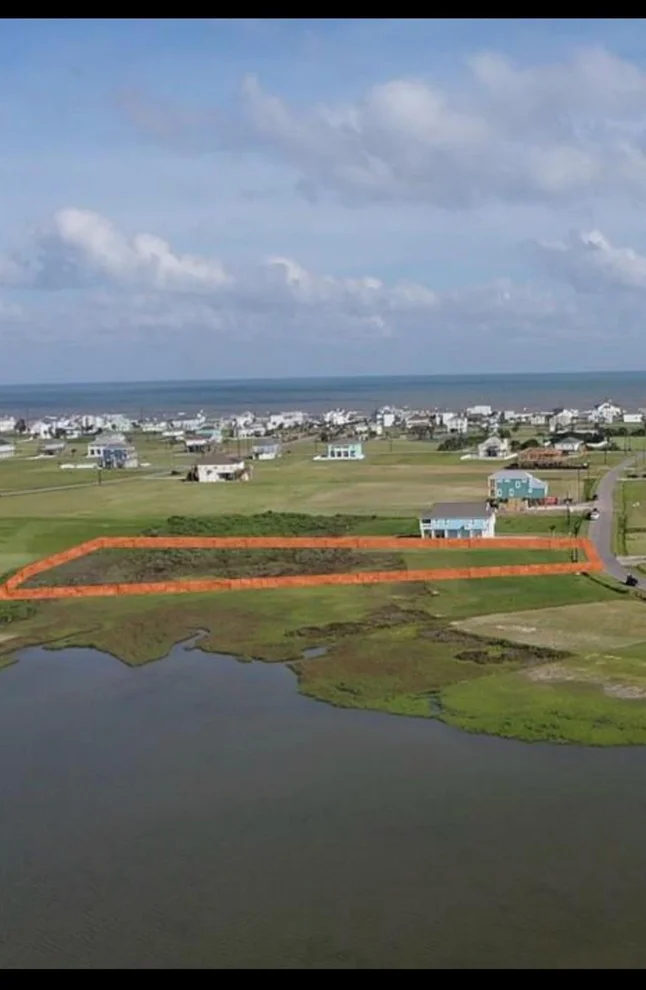 Unit for sale at 3907 Mitote Dr, Galveston, TX 77554