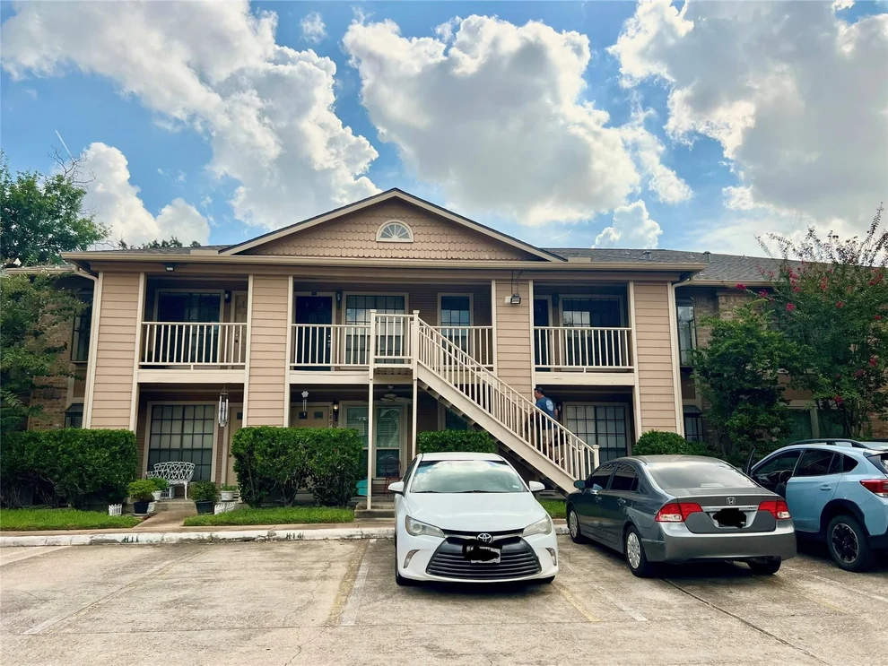 Unit for sale at 1311 N Antoine Drive N, Houston, TX 77055