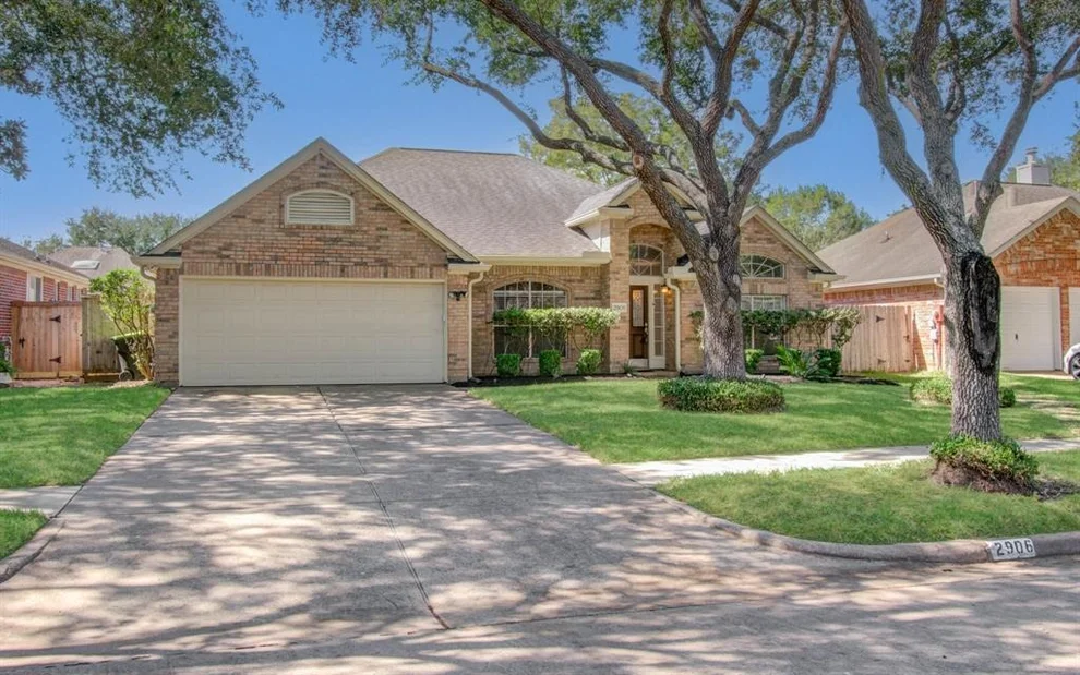 Unit for sale at 2906 Huckleberry Street, Missouri City, TX 77459