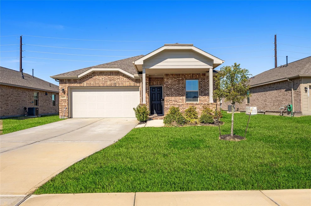 Unit for sale at 14915 Spring Forest Lane, Baytown, TX 77523