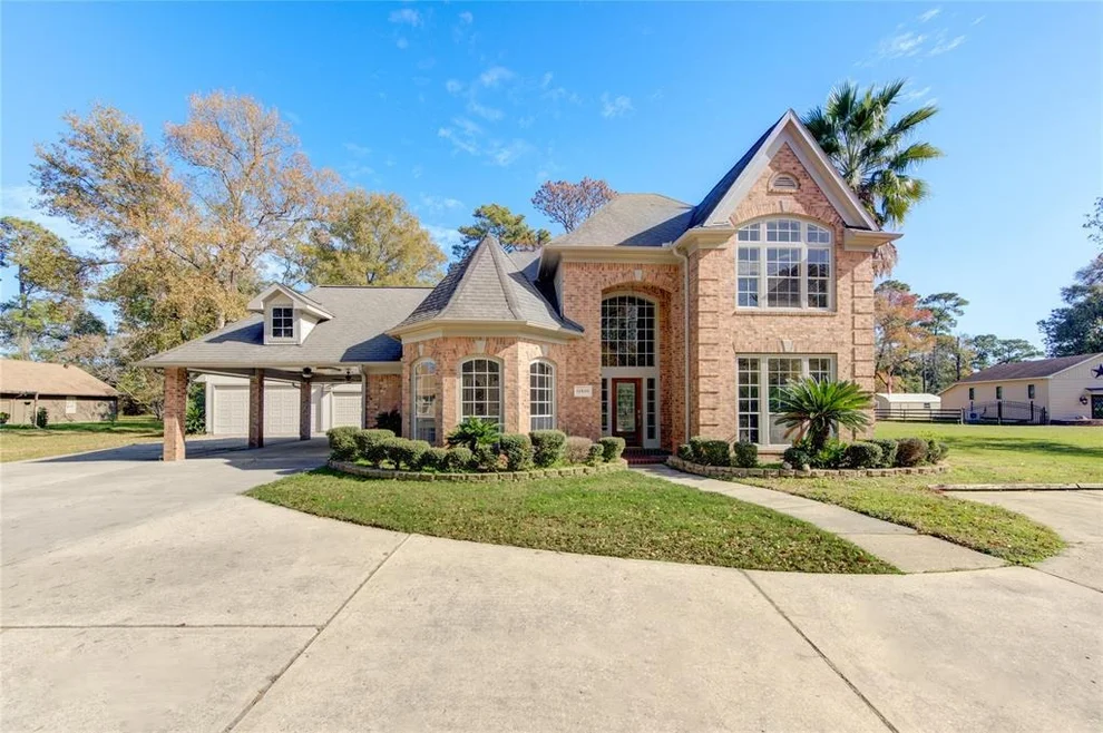 Unit for sale at 11510 E Jayhawk Street, Houston, TX 77044