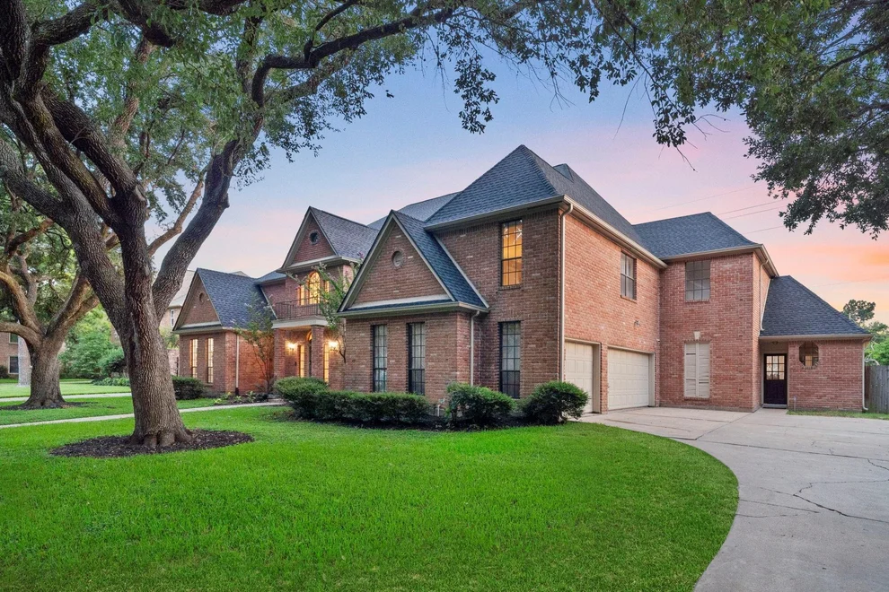 Unit for sale at 1626 Kings Castle Drive, Katy, TX 77450