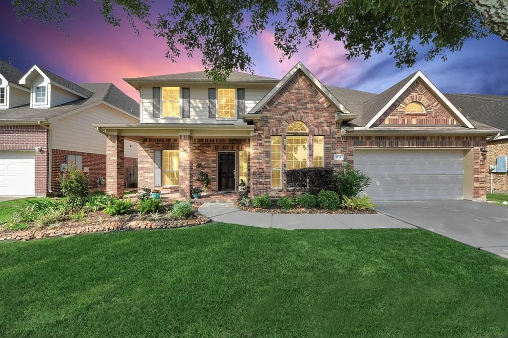 Unit for sale at 1214 Abigail Lane, Friendswood, TX 77546