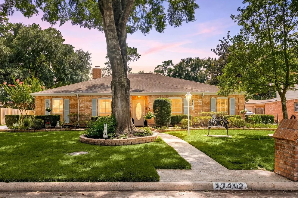 Unit for sale at 17407 Loring Lane, Spring, TX 77388
