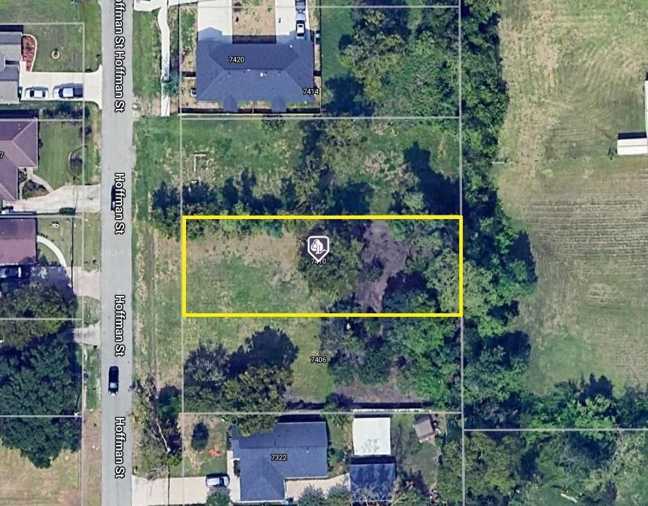 Unit for sale at 7410 Hoffman Street, Houston, TX 77028