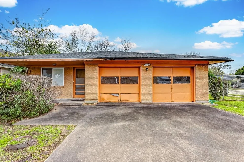 Unit for sale at 418 Cliffside Drive, Houston, TX 77076