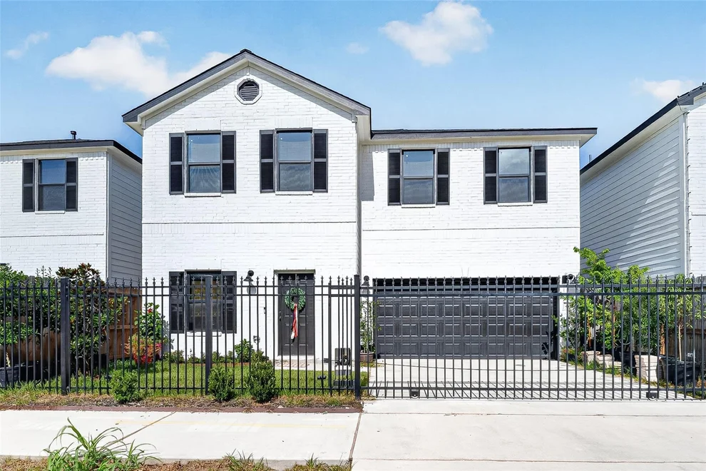 Unit for sale at 4815 Eastland Street, Houston, TX 77028