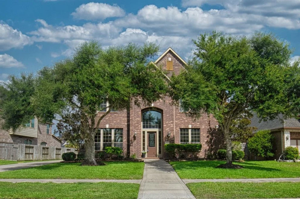 Unit for sale at 5710 Fulshear Plantation Drive, Fulshear, TX 77441