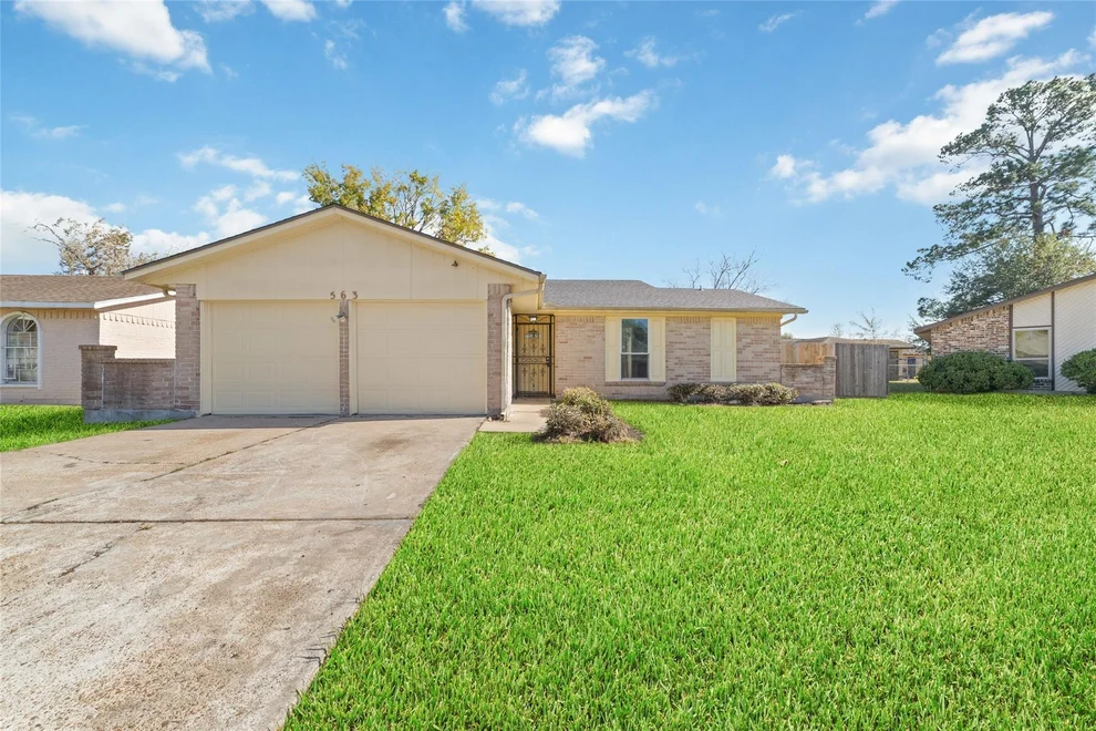 Unit for sale at 563 Slumberwood Drive, Houston, TX 77013