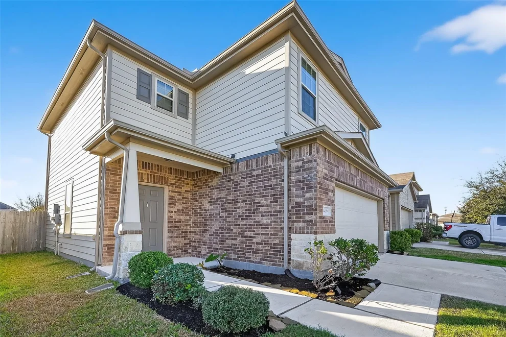 Unit for sale at 4419 Iron Horse Drive, Houston, TX 77069