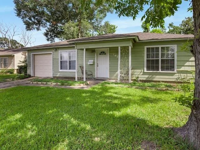 Unit for sale at 6515 Flamingo Drive, Houston, TX 77087