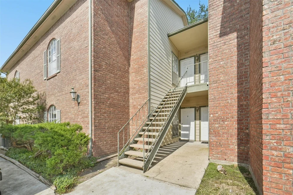 Unit for sale at 6500 Harbor Town Drive, Houston, TX 77036